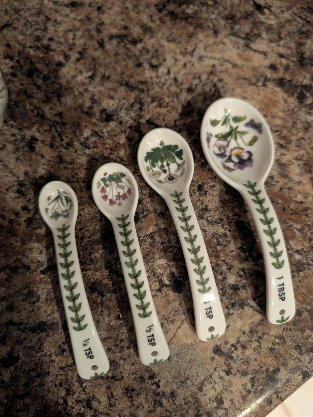 Portmeirion Botanic Garden White Ceramic Spoon Rest